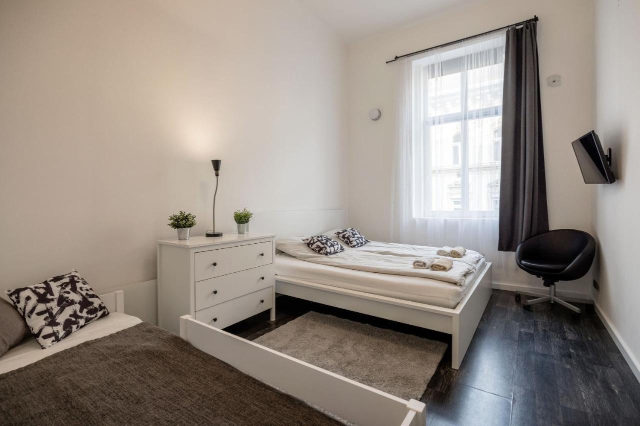 Spacious Apartment Almassy Budapeszt Zewnętrze zdjęcie